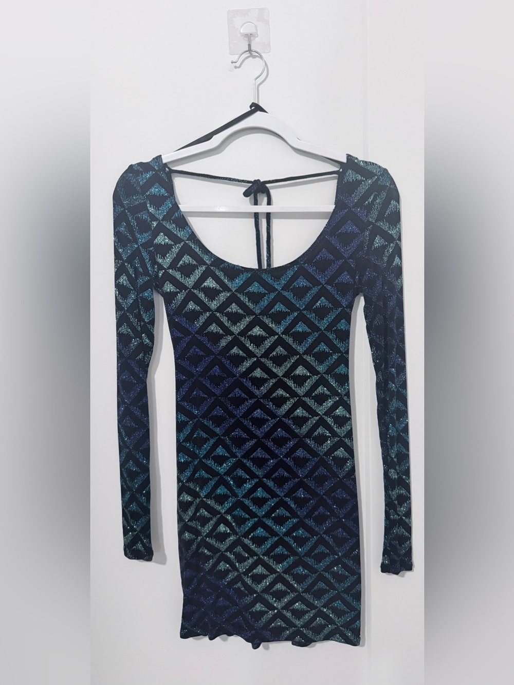 Arden B Long-Sleeve Scoop Back Geometric Bodycon Dress - Blue/Teal